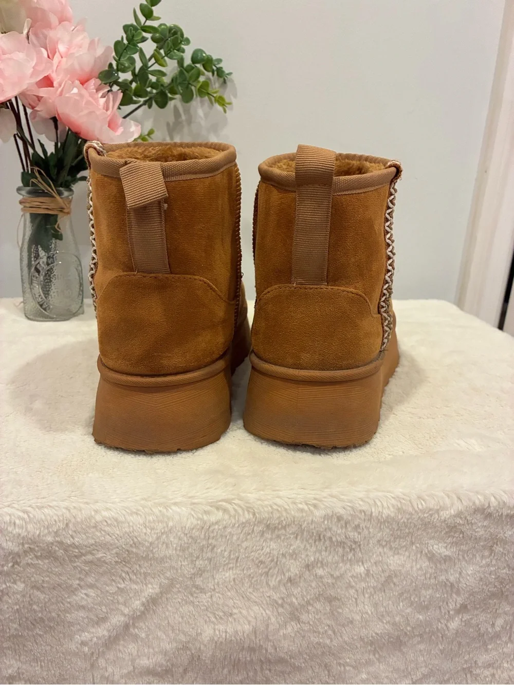 Wild Diva Chestnut Tan Faux-Suede Ankle Booties Size 8